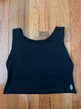 FP Movement - Be Right Back Crop